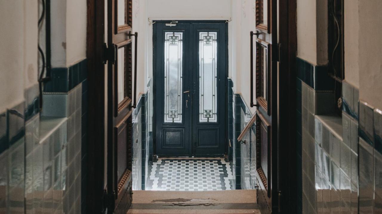 Salon Apartment In Dorcol Historical Белград Екстериор снимка